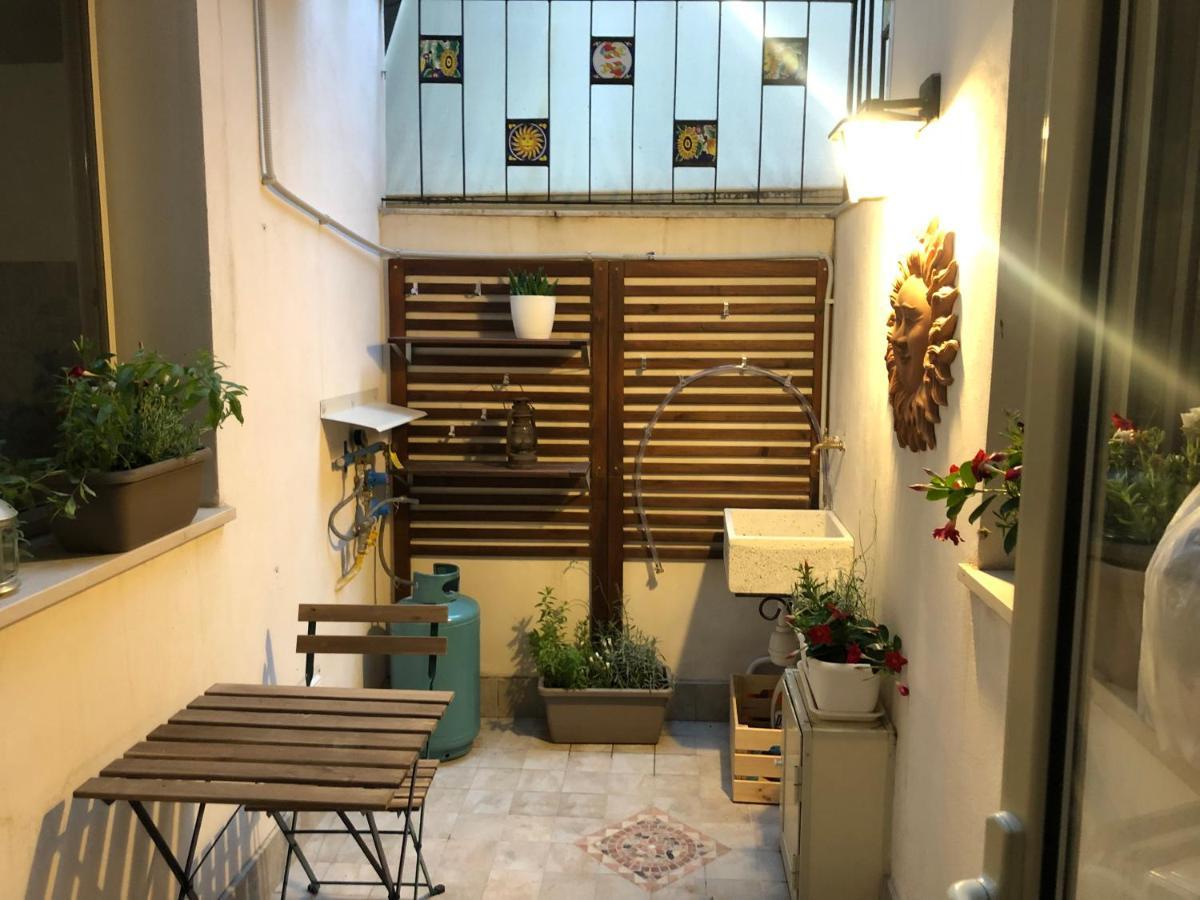 Apartment Alfonzetti-5 Min Walk To Central Train And Bus Station 카타니아 외부 사진