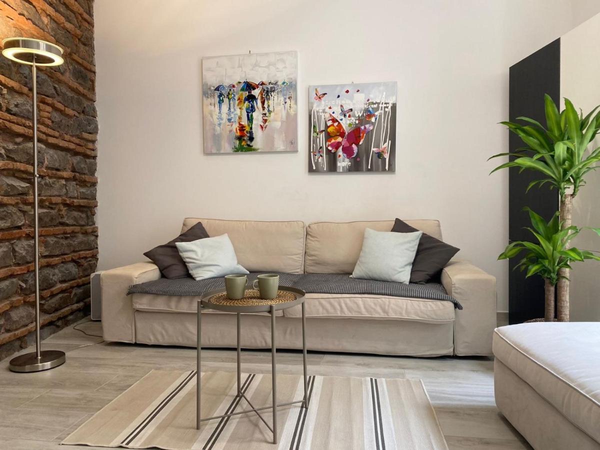 Apartment Alfonzetti-5 Min Walk To Central Train And Bus Station 카타니아 외부 사진