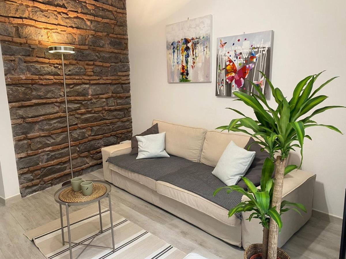 Apartment Alfonzetti-5 Min Walk To Central Train And Bus Station 카타니아 외부 사진
