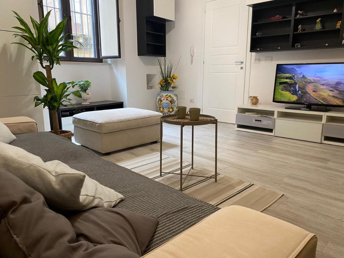 Apartment Alfonzetti-5 Min Walk To Central Train And Bus Station 카타니아 외부 사진